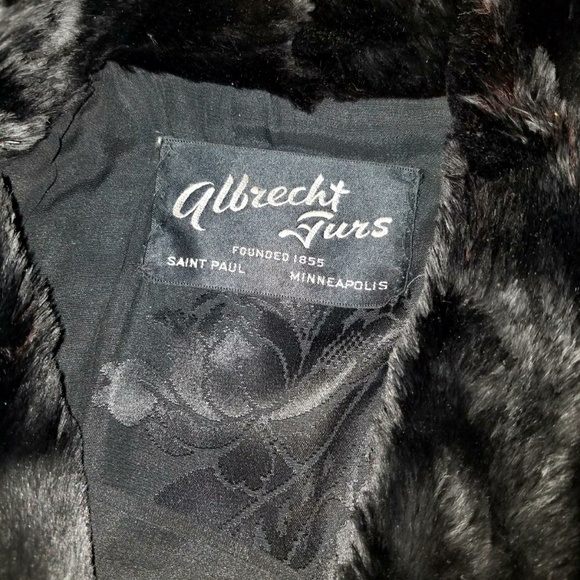 Albert furs coat - Picture 5 of 5